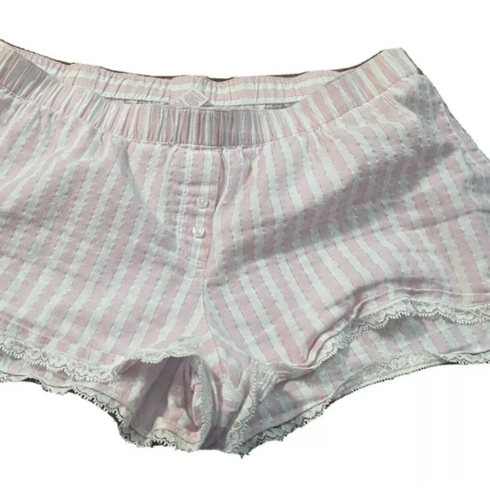 Victoria Secret Womens Pink & White Pajama Shorts!